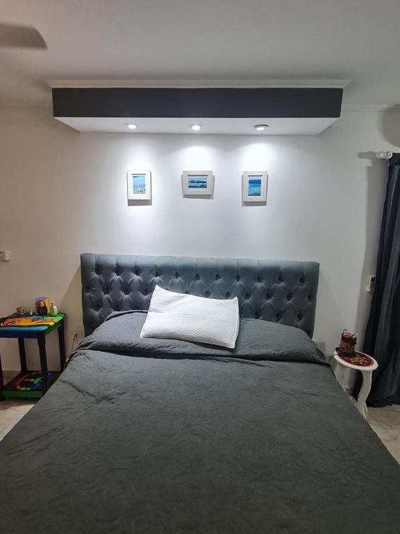 Casa con cochera y patio