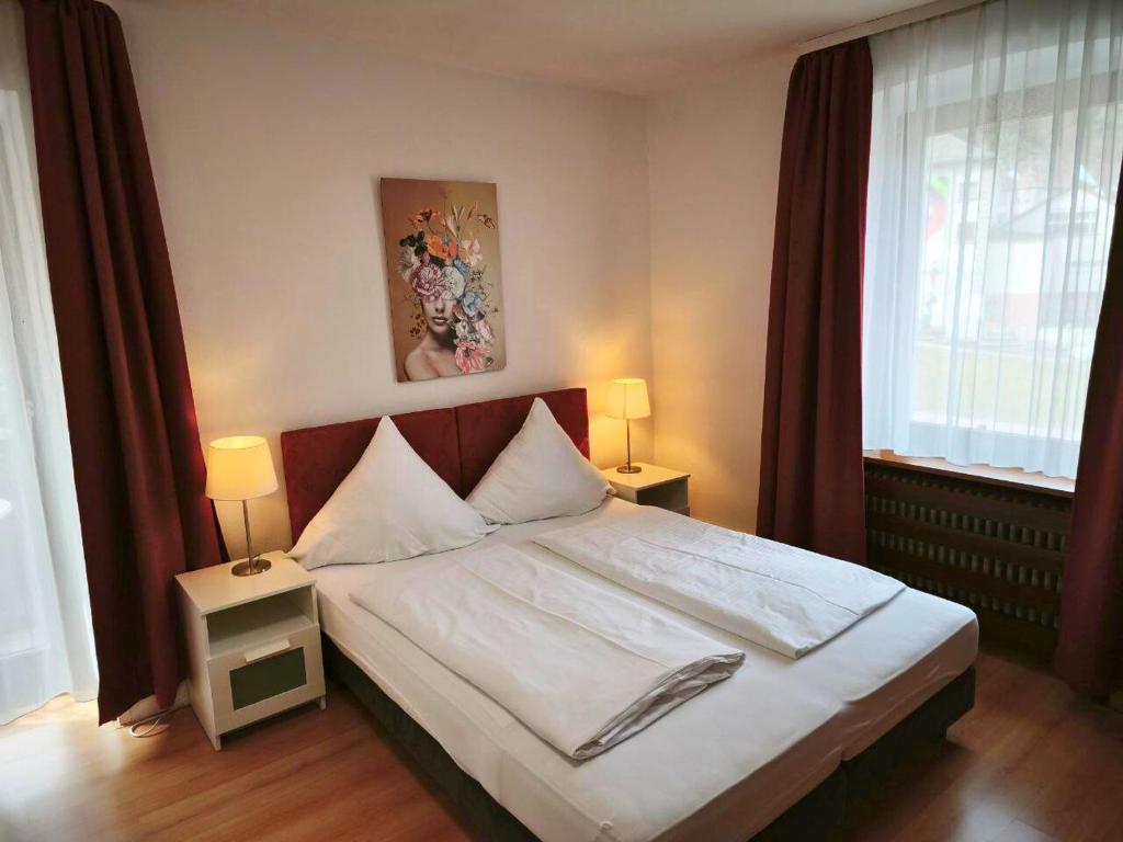 Hotel Pfaff - Double Room With Balcony (3 Adults)