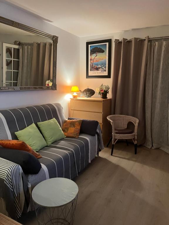 Studio Boulouris bord de mer RDJ 2 pers