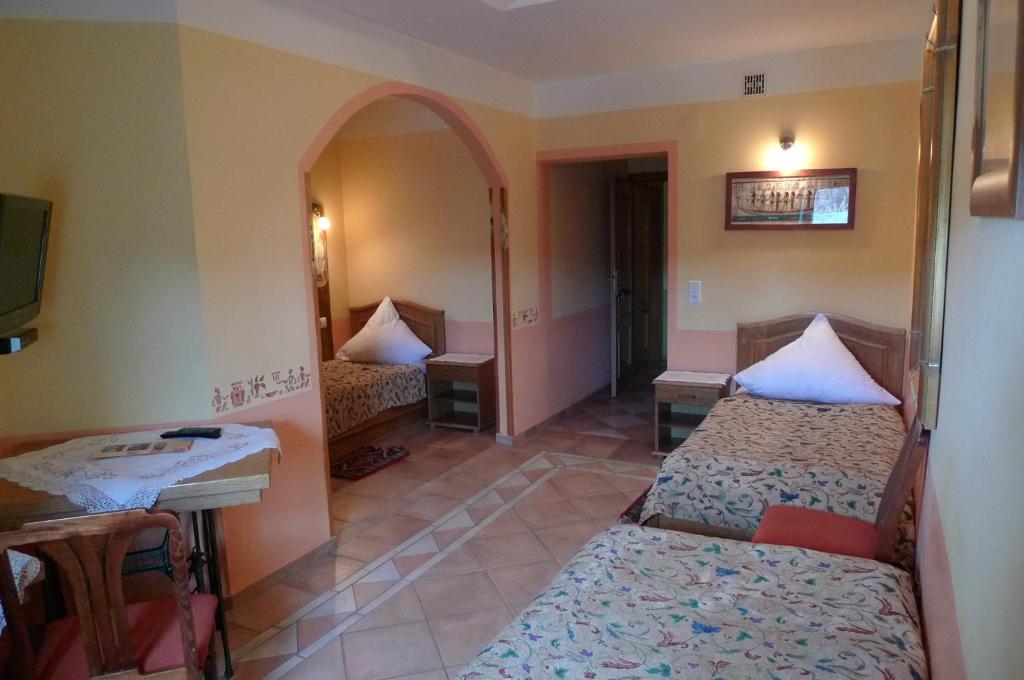 Gościniec Stara Kuźnia - Triple Room