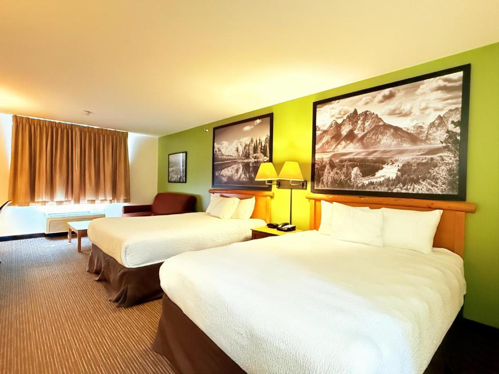 Gallery image of Super 8 by Wyndham Wheatland Wyoming in Wheatland