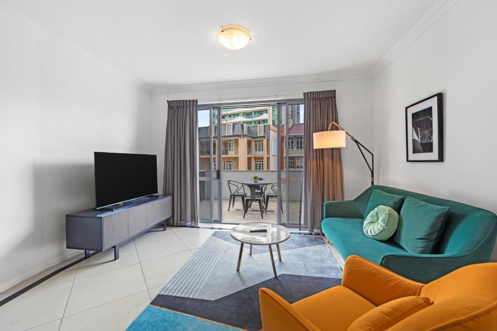 CLLIX Brisbane Central Apartments photo