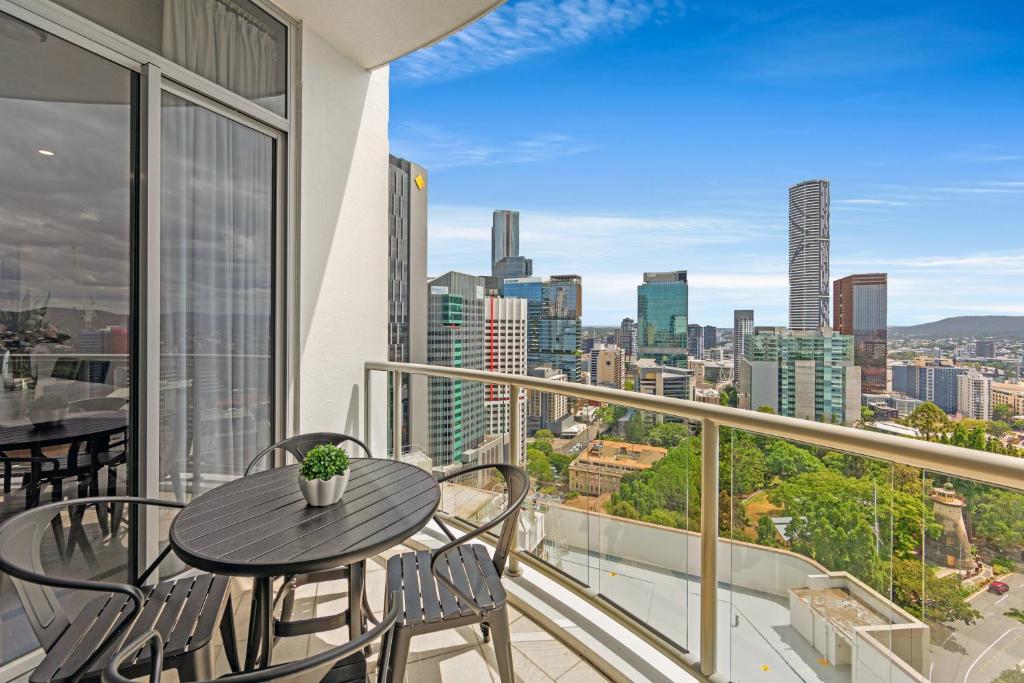 CLLIX Brisbane Central Apartments photo