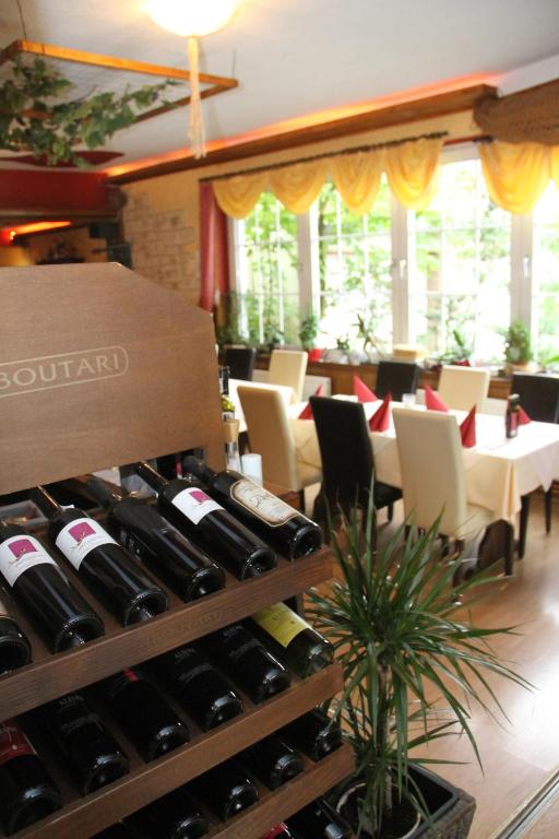 Hotel Taverne Inos - Resim 18