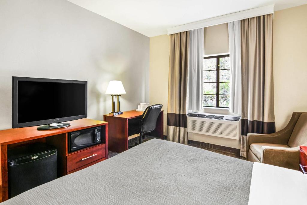 Quality Inn & Suites Vail Valley - Camera Queen - Accesso Per Disabili/Non Fumatori