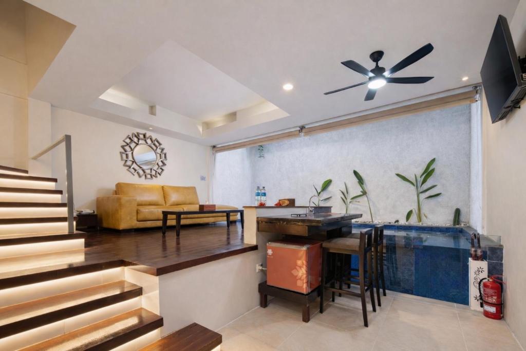 18 Suite Villa Kuta - Photo 2