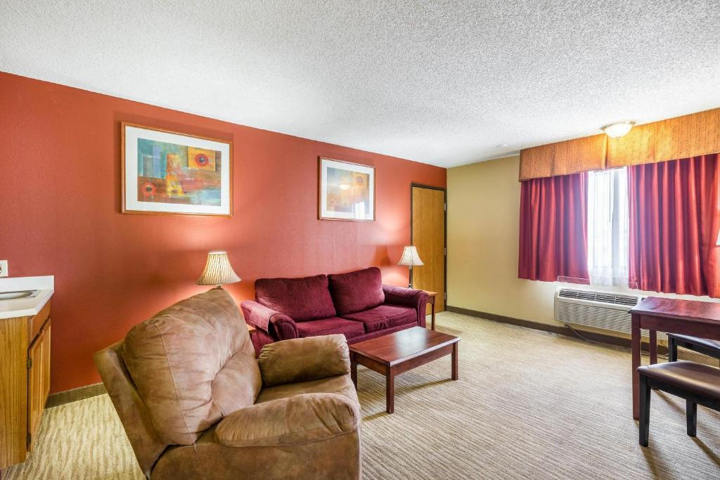 Quality Inn Scottsbluff photo