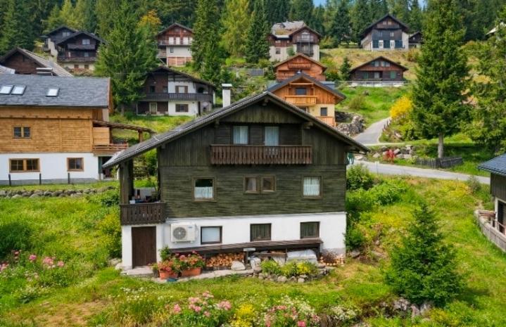 an aerial view of a house in a village at Knusperhäuschen Nassfeld in Sonnenalpe Nassfeld