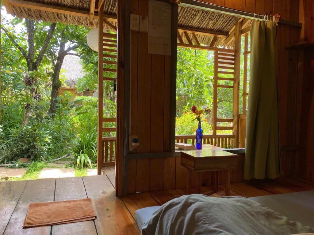 Đà Lạt Củi Homestay - Çift Kişilik Oda - Ortak Tuvaletli