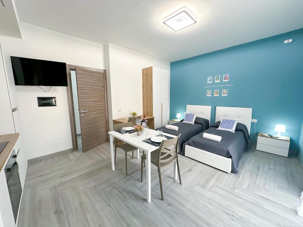 Ferrera Suite & Rooms - Twin Room With Balcony