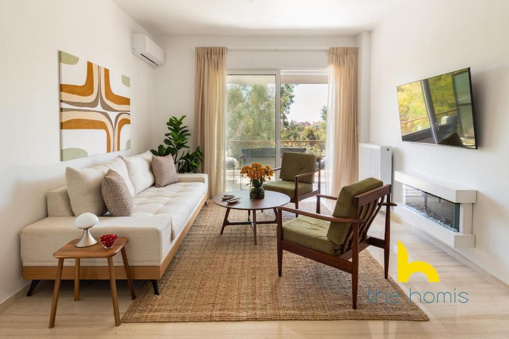 Retro Vibes Designer APT with Park Views & Fireplace