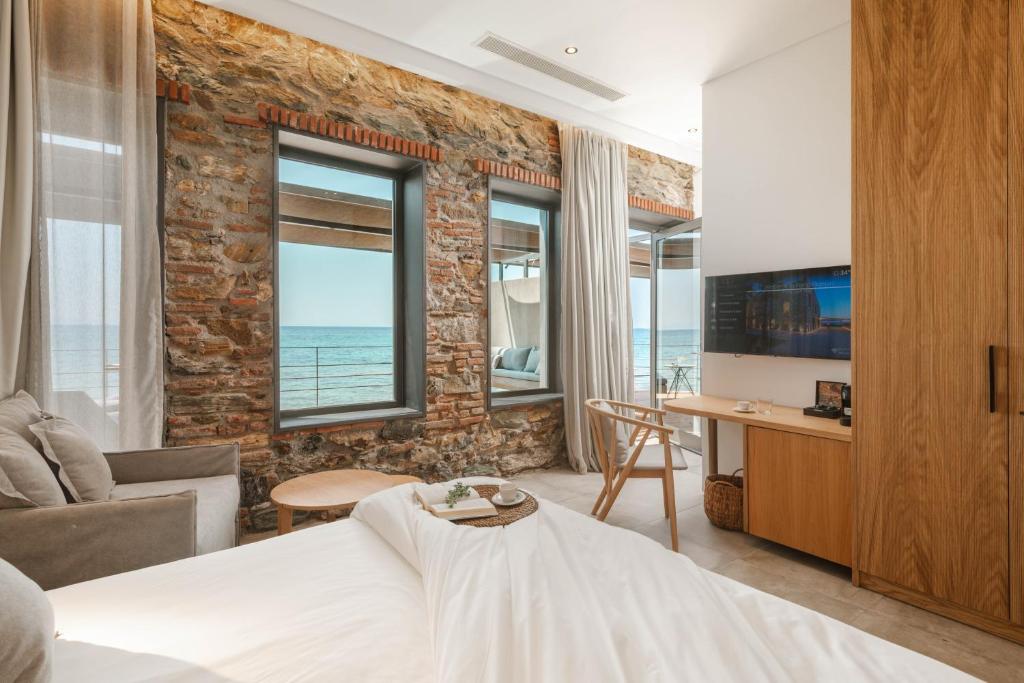 Beachfront · Private Beach Porto Plomari - Chambre Double Deluxe Avec Vue Sur La Mer