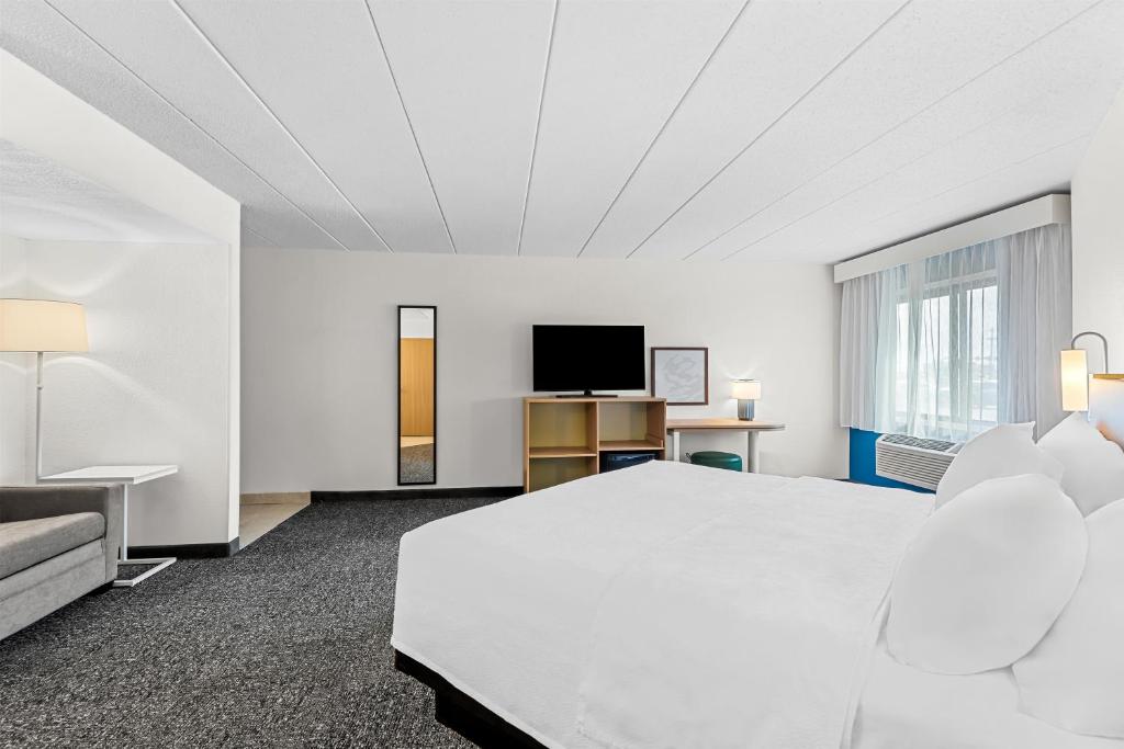 Spark by Hilton Cedar Falls - Quarto King Com Sofá-Cama - Não Fumador