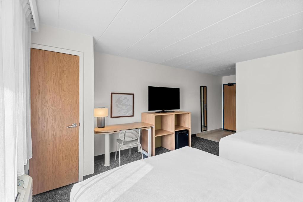 Spark by Hilton Cedar Falls - Quarto Queen Com 2 Camas Queen-size