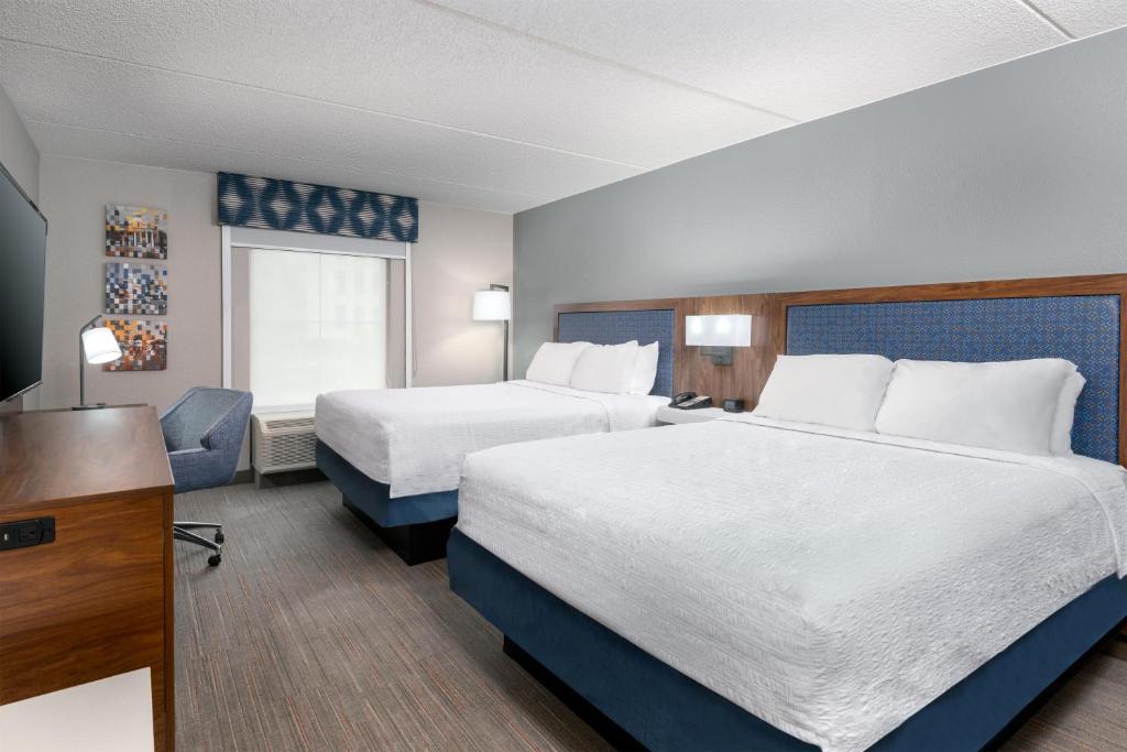 Hampton Inn & Suites Charlottesville at the University photo