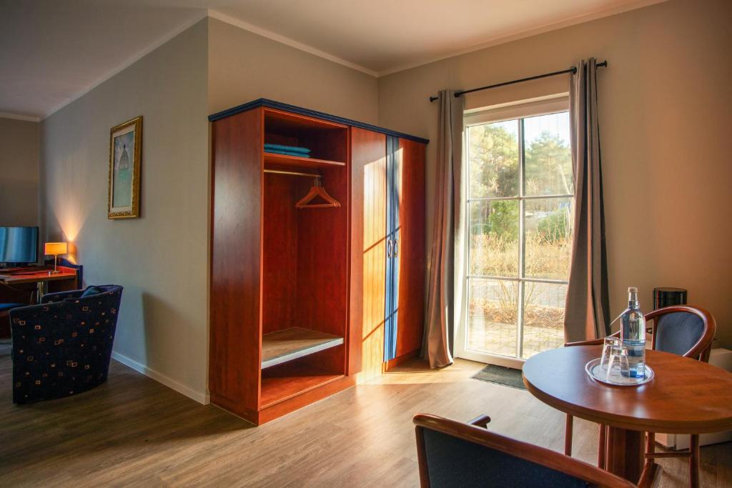 Hotel Ostseeblick - direkt hinter den Dünen - Double Room - Disability Access