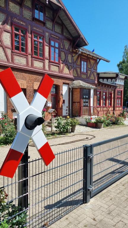 Historisches Ambiente im Fürstenbahnhof Lübstorf - Appartement 1 Chambre