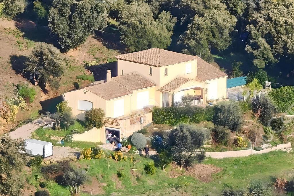 an aerial view of a house on a hill at Maison du vieux chêne in Grimaud