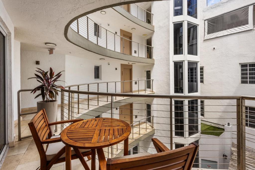 Bentley Hotel South Beach - 