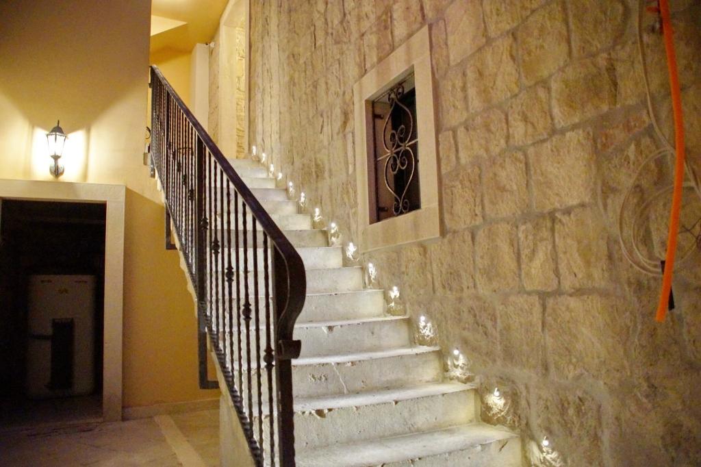 Apartment and Rooms Desideria