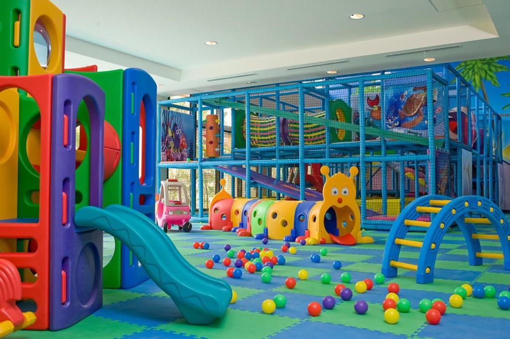 Dětský klub v ubytování Pico Sands Hotel