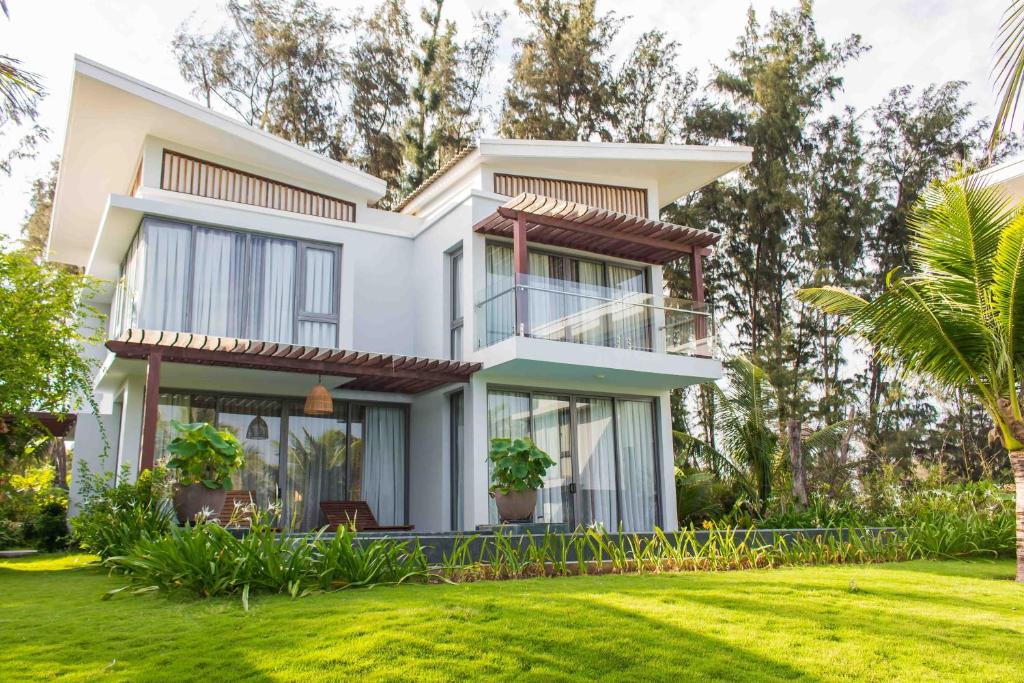 Sonata Resort & Spa - 16