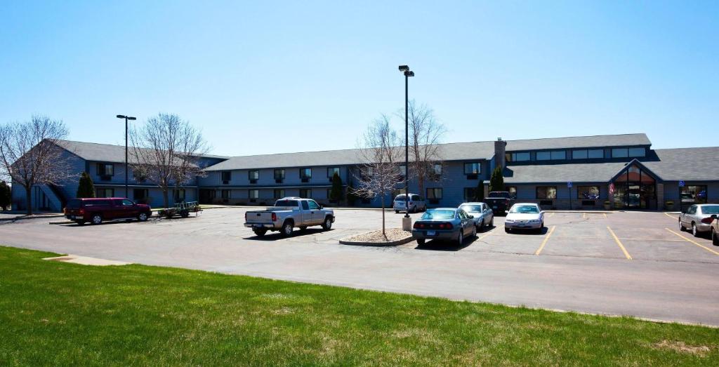 AmericInn by Wyndham Sioux Falls photo