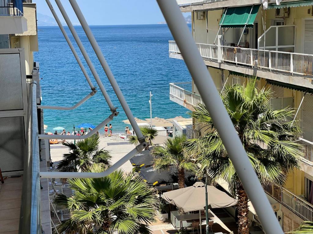 Yellow studio Beach Center