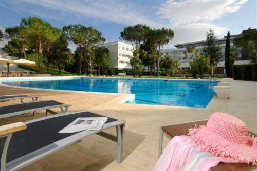 Bazén v ubytování Hotel Selene Pomezia nebo v jeho okolí