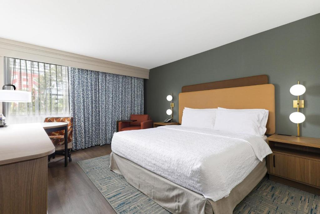 Hampton Inn Miami-Coconut Grove/Coral Gables photo