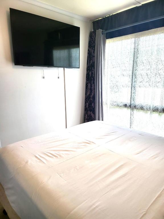 Sally's Retreat - Housity
