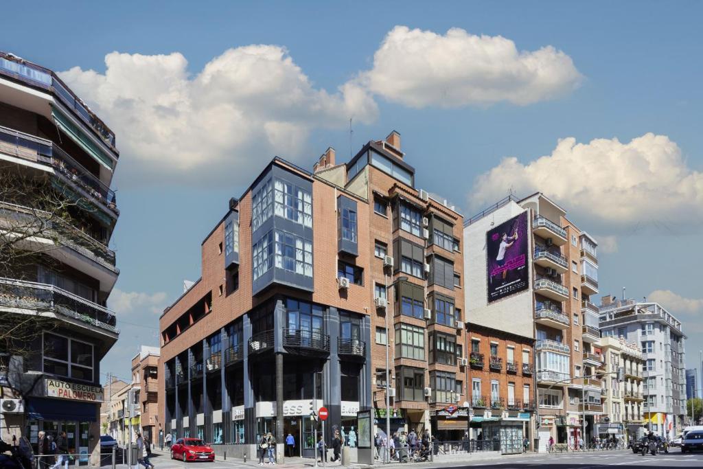 Santa Rosa Madrid 101 by Escape Home