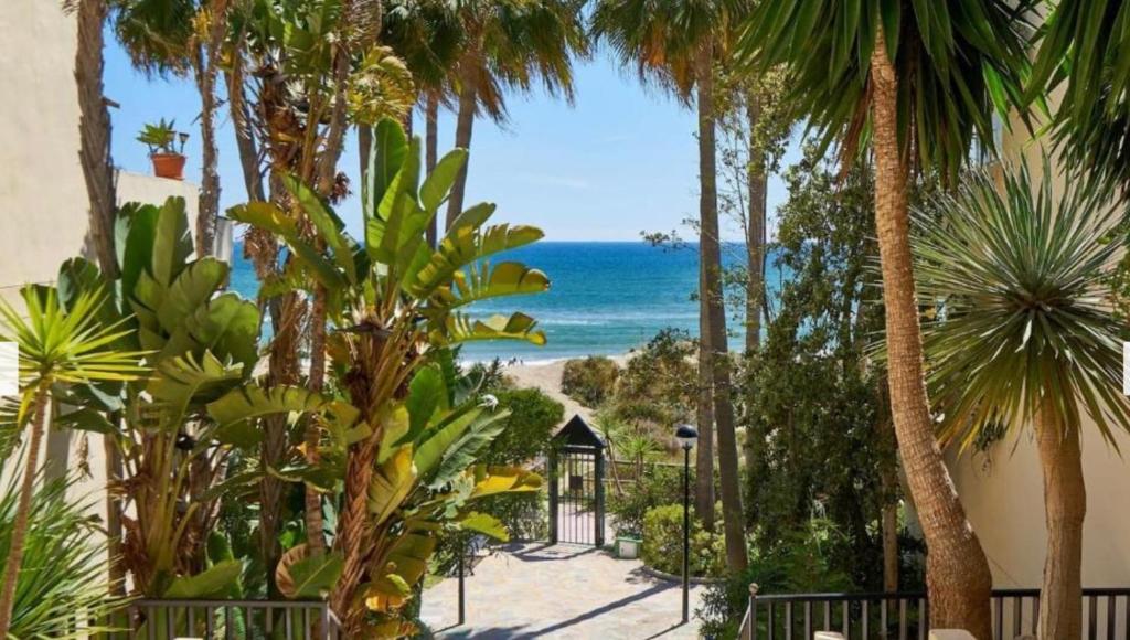 Beachside Apartment Marbella