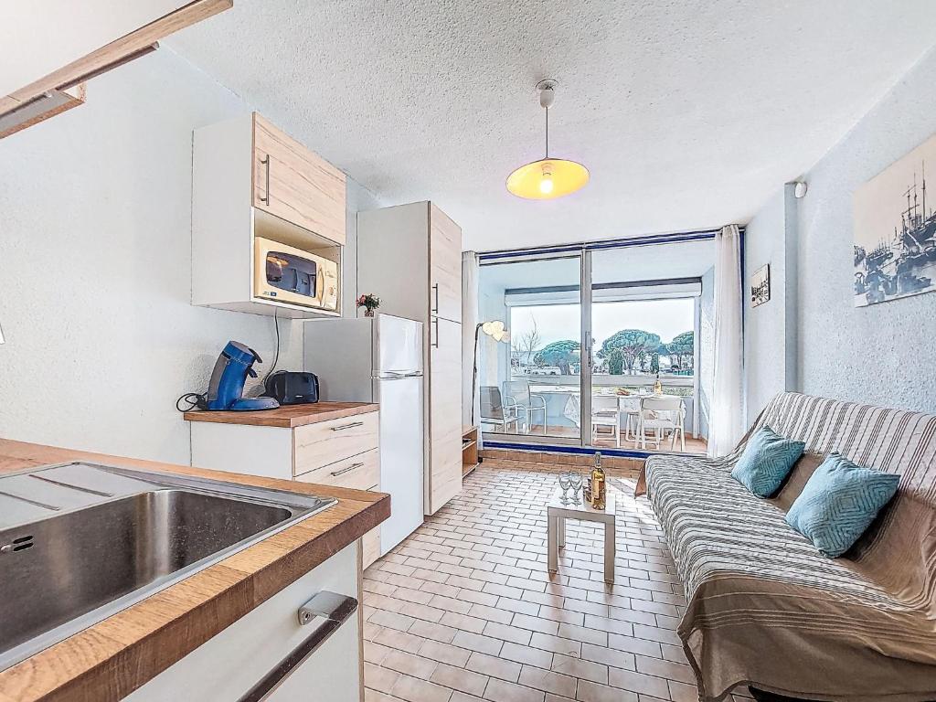 Studio Floralies I-4 by Interhome