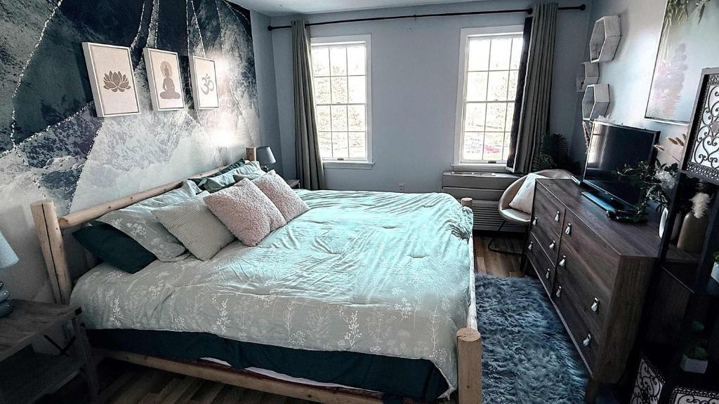 Jurassic Dino Suite Jiminy-Must See Sleeps 4 - Housity