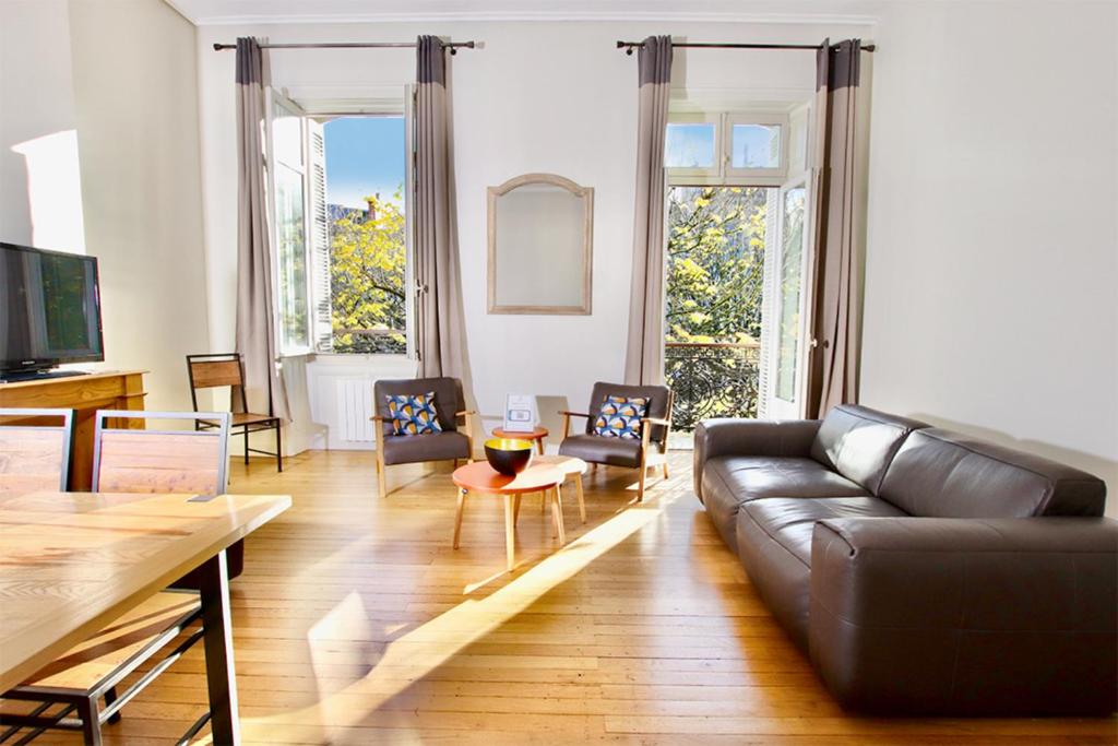 Appartements de standing très bien situé aux portes de Quinconces