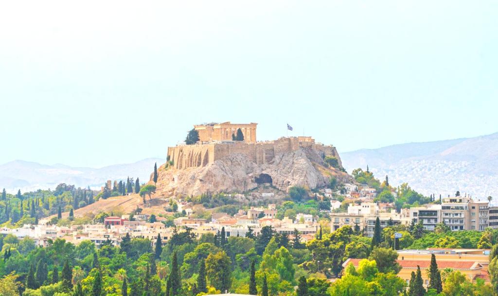 Rooftop studio with Acropolis view just next to Panathenaic Stadium - 280 Athens view