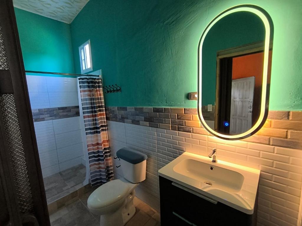 Private Room with Bathroom at Lily's Home