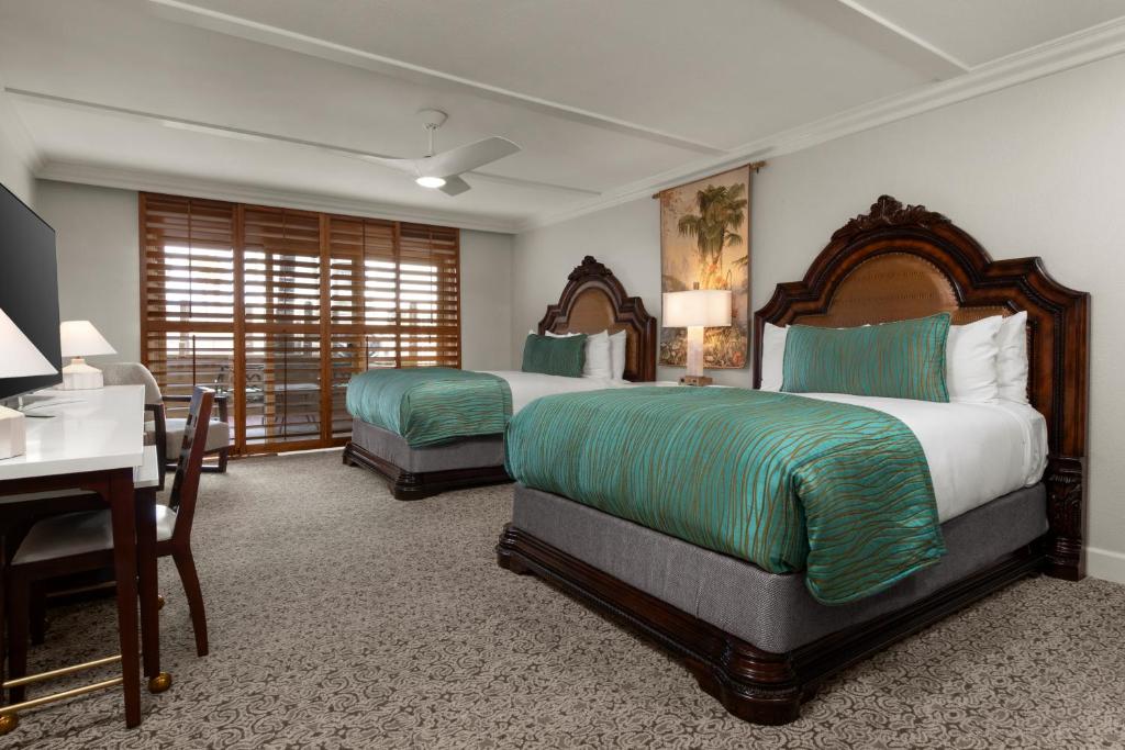 Pacific Terrace Hotel photo
