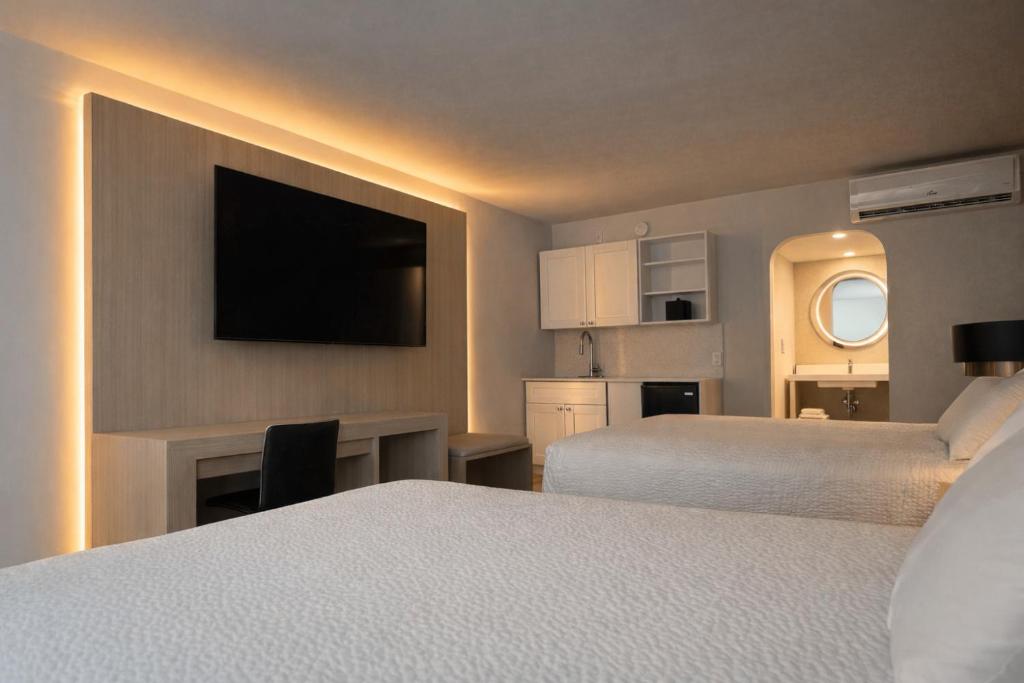 The Harrison Hotel Downtown Hollywood FL, an Ascend Collection Hotel photo
