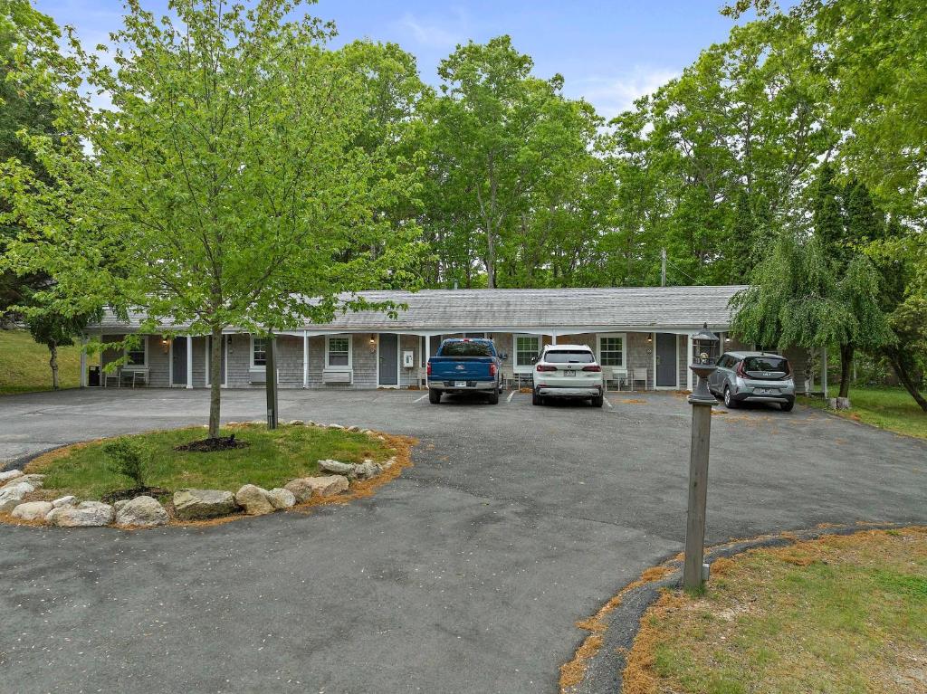 Sandwich Inn and Suites photo