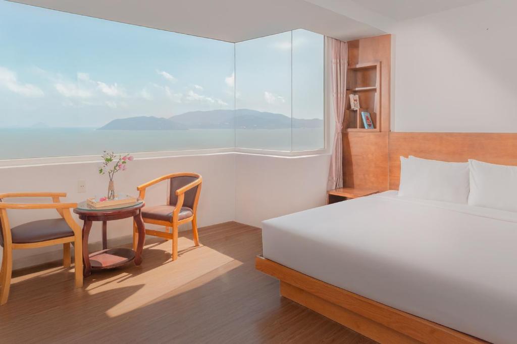 Oceanfront villa Nha Trang bảng giá