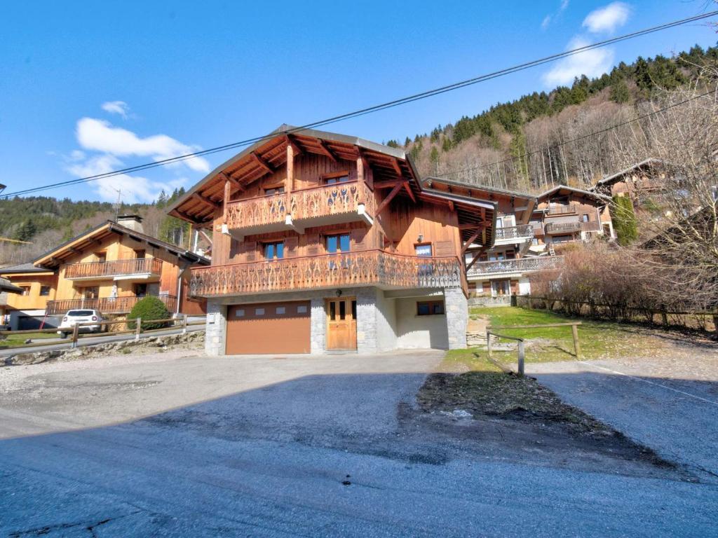 Chalet charmant proche navettes - 14 pers.