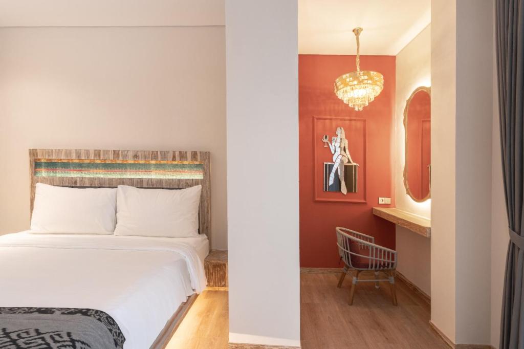 DEJAVU 2.0 HOTEL BAJO KOMODO - King Oda - Balkonlu