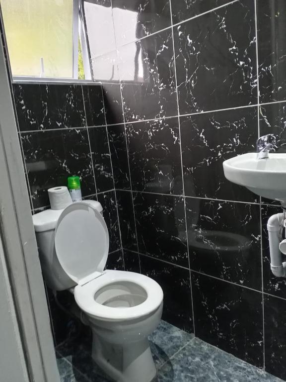 ABC ACCOMMODATION BELLVILLE CAPE TOWN 25 VAN NIEKERK STREET OAKDALE BELLVILLe photo