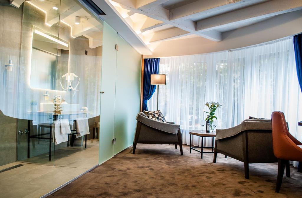Nomad Luxury Suites - Deluxe Apartment