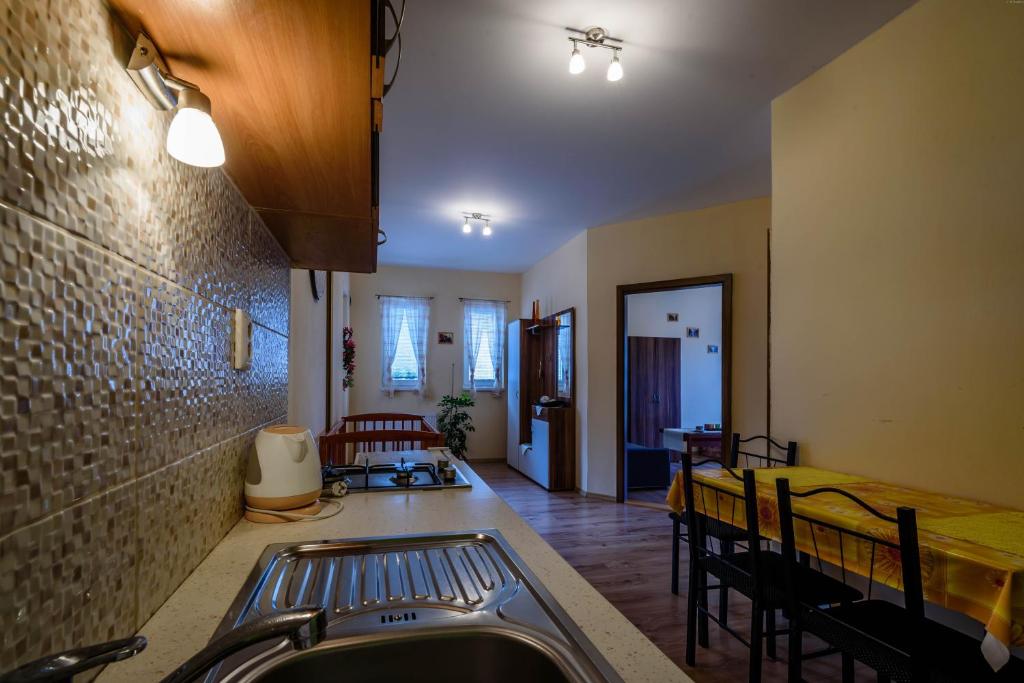 Ubytovanie Bonita - Apartment With Garden View