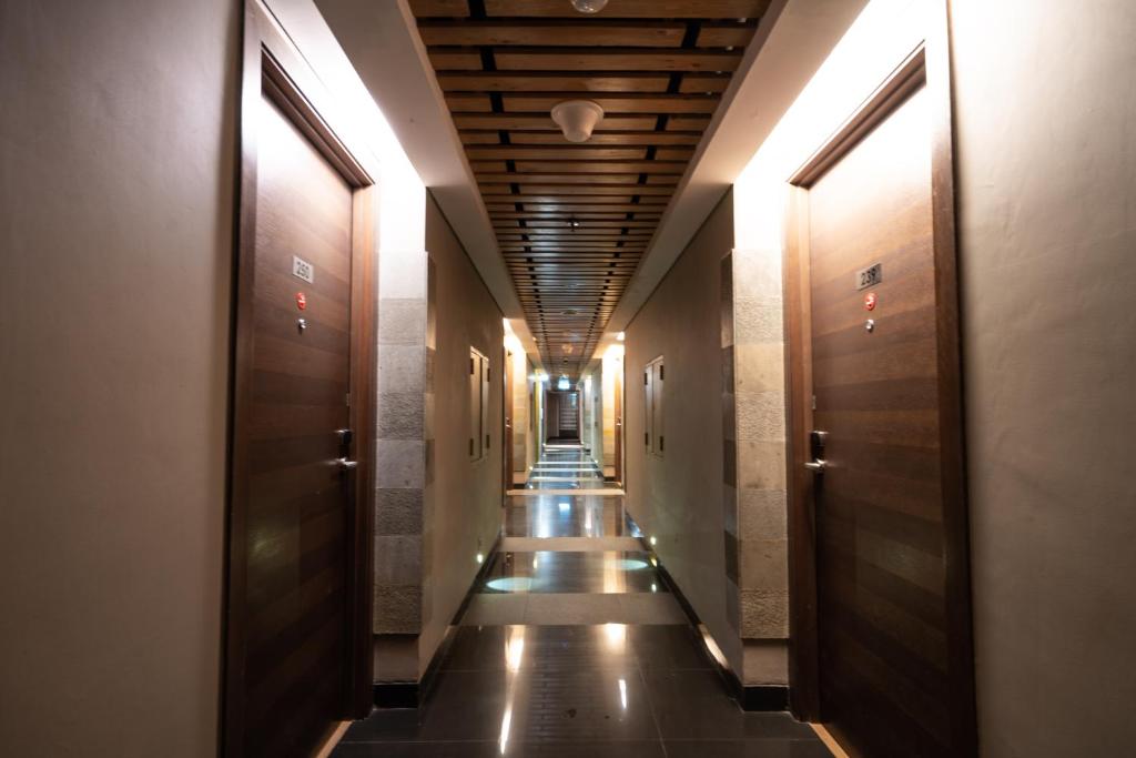 Bedrock Hotel Kuta photo