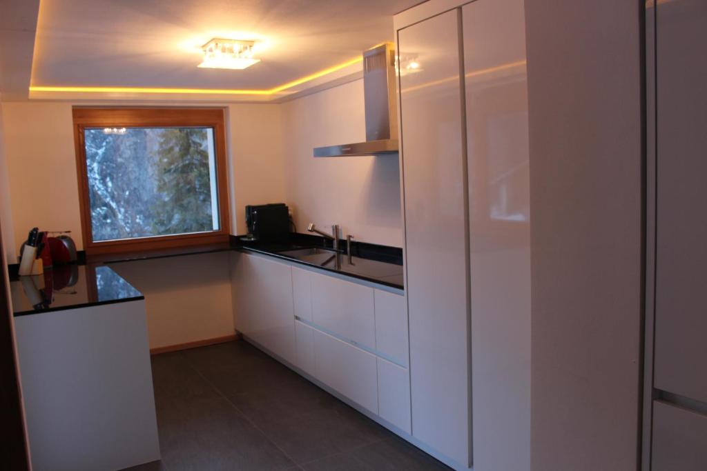 Η κουζίνα ή μικρή κουζίνα στο Chalet du Chef