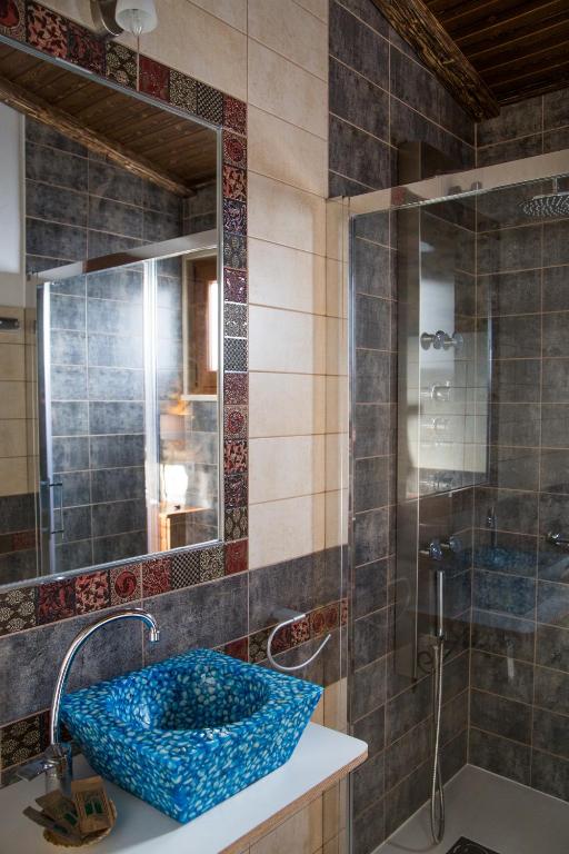 Łazienka w obiekcie Casa das Fiadeiras de Nemiña con Jacuzzi